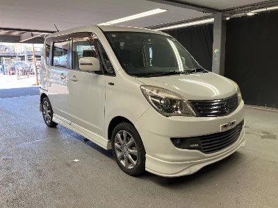 Suzuki Solio
