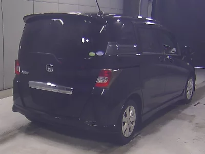 Honda Freed Spike