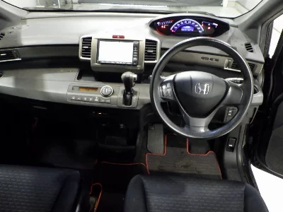 Honda Freed Spike