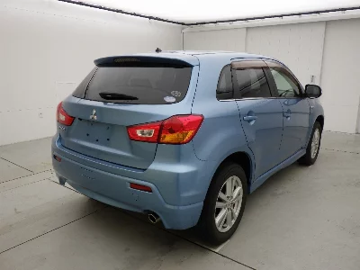Mitsubishi RVR