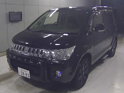 Mitsubishi Delica D:5