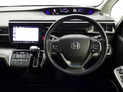 HONDA STEPWGN SPADA