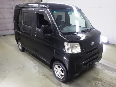 Toyota Pixis Van