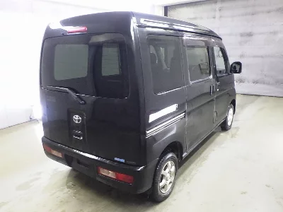 Toyota Pixis Van