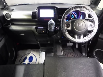Honda N-Box Slash