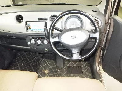Daihatsu Move Latte