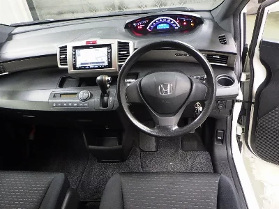 Honda Freed Spike