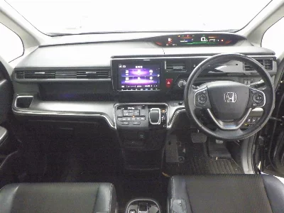 Honda STEPWGN SPADA
