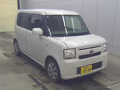 Toyota Pixis Space