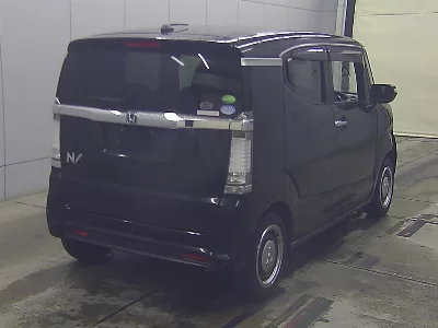 Honda N-Box Slash