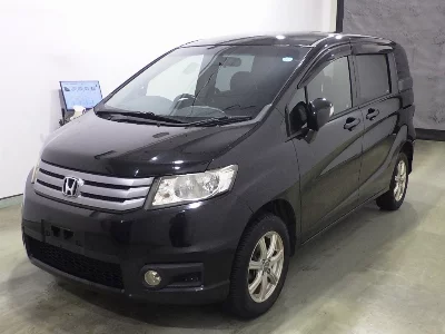 Honda Freed Spike
