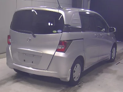 Honda Freed Spike