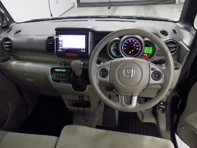 Honda N-Box+