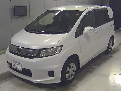 Honda Freed Spike
