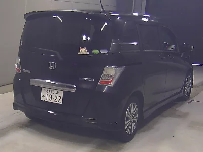Honda Freed Spike