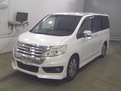 Honda STEPWGN SPADA