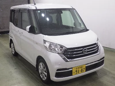 Nissan Dayz Roox