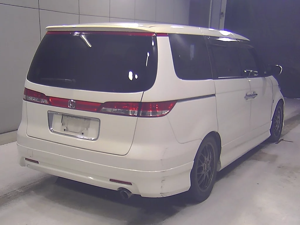 Honda Elysion  с аукциона в Японии