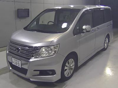 Honda STEPWGN SPADA