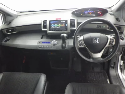Honda Freed Spike