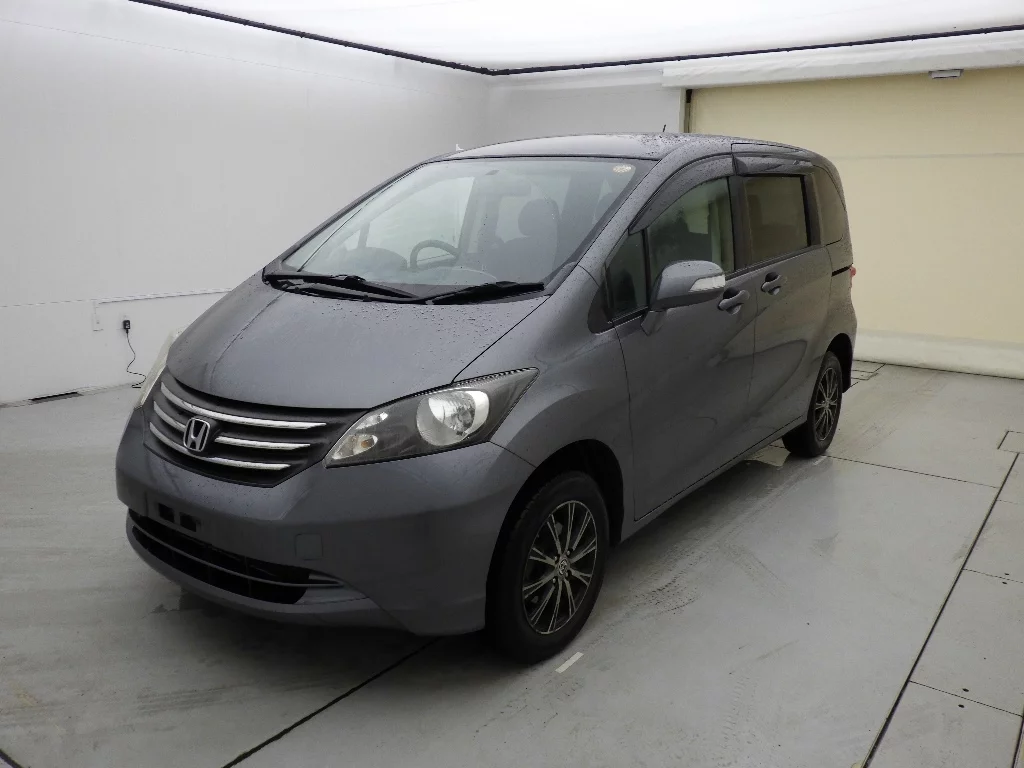 Honda Freed  с аукциона в Японии