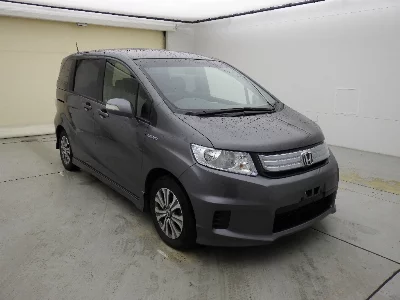 Honda Freed Spike