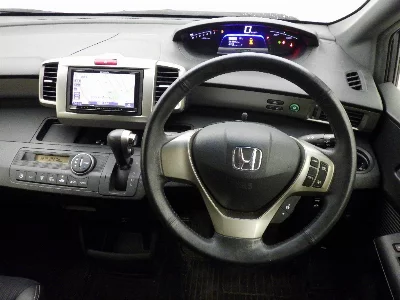Honda Freed Spike