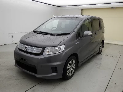 Honda Freed Spike