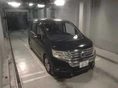 Honda STEPWGN SPADA