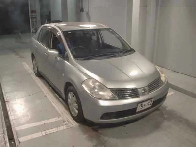 Nissan Tiida Latio
