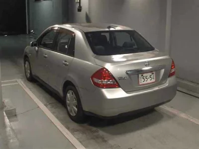 Nissan Tiida Latio