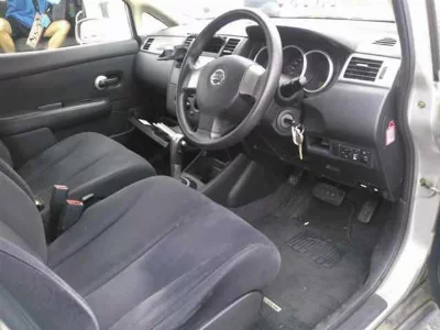 Nissan Tiida Latio