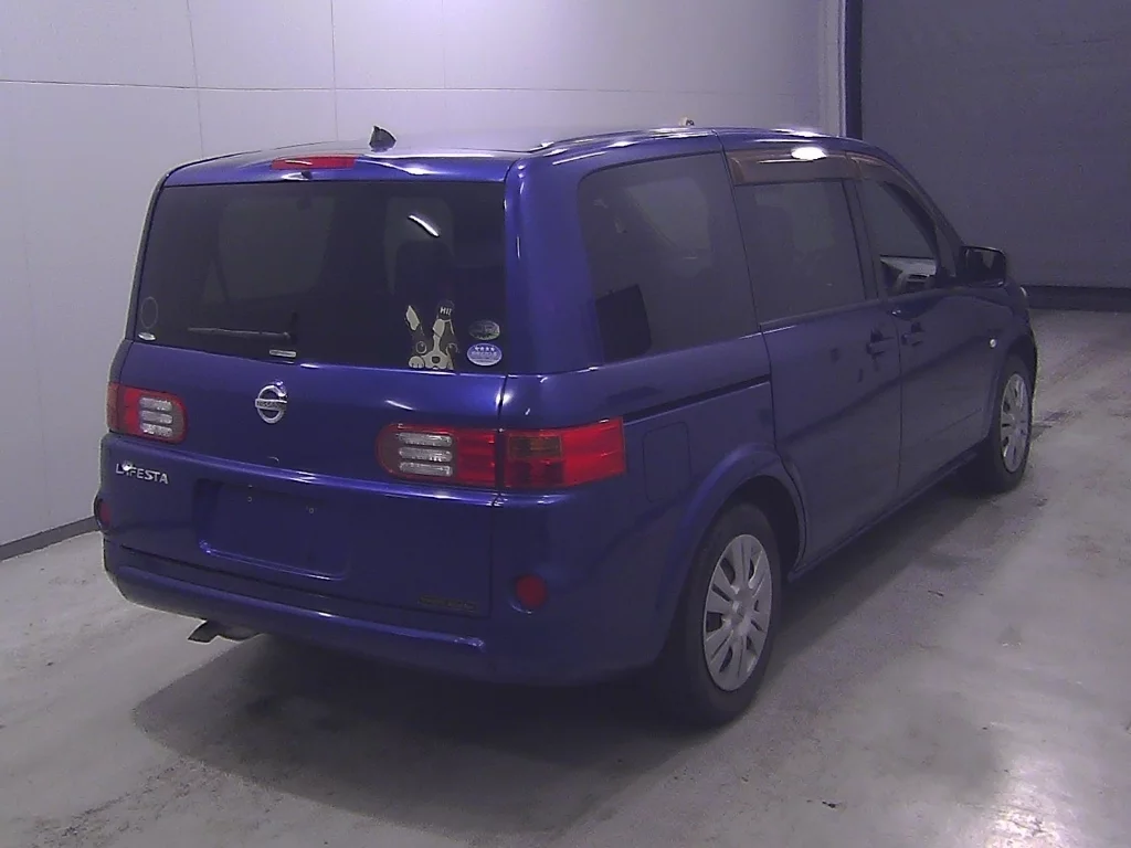 Nissan Lafesta  с аукциона в Японии
