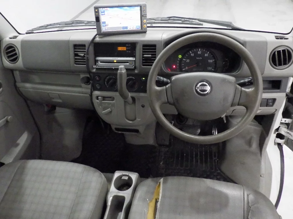 Nissan NV100 Clipper  с аукциона в Японии