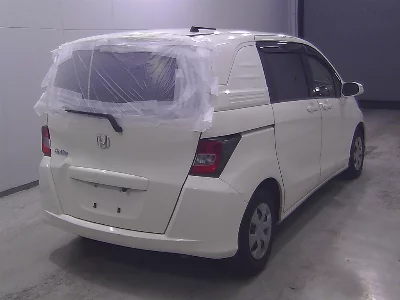 Honda Freed Spike
