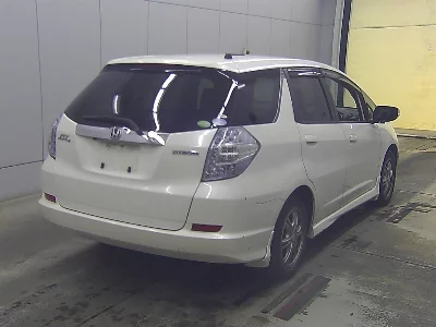 HONDA FIT SHUTTLE