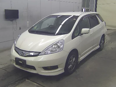 HONDA FIT SHUTTLE