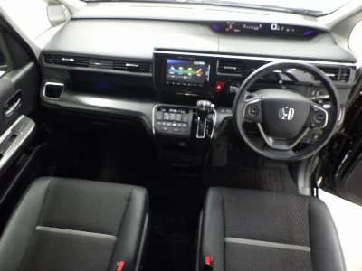 Honda STEPWGN SPADA