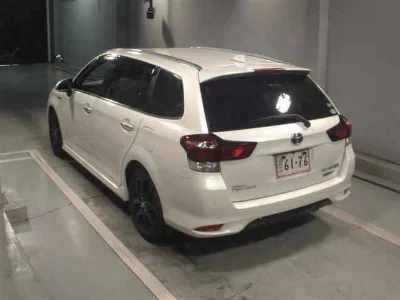 TOYOTA COROLLA FIELDER