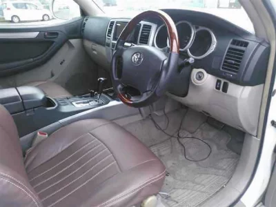TOYOTA HILUX SURF