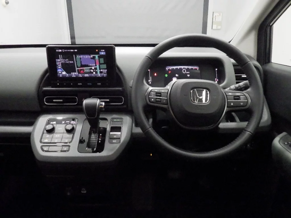 Honda Freed  с аукциона в Японии