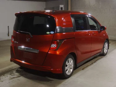 Honda Freed Spike