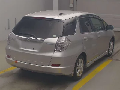 Honda FIT SHUTTLE HYBRID