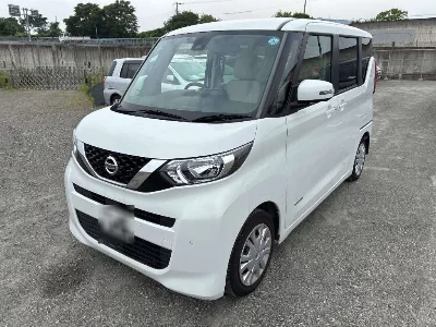 NISSAN ROOX