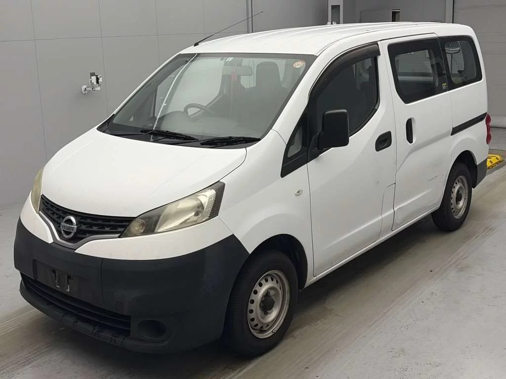 Toyota Succeed  с аукциона в Японии