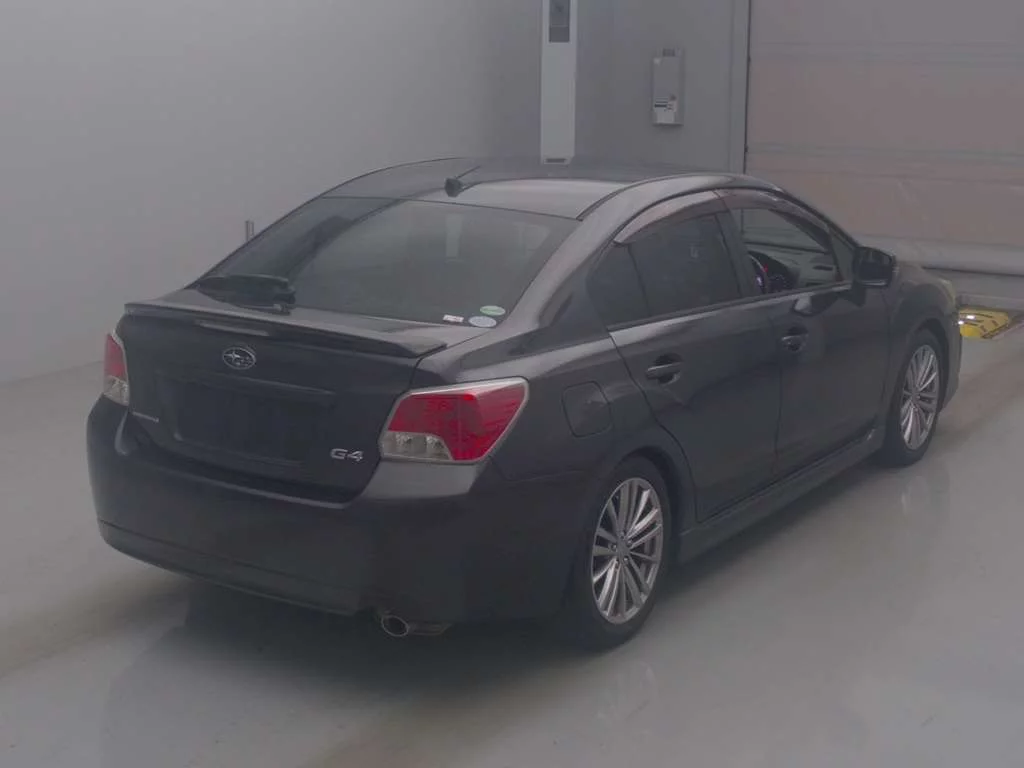 Subaru Impreza  с аукциона в Японии