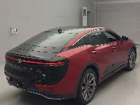 Цена авто Toyota Crown Crossover с аукционов Японии, номер кузова AZSH35, пробег 42 000, оценка 8