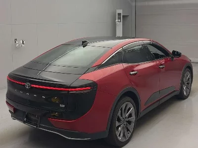 Toyota Crown Crossover