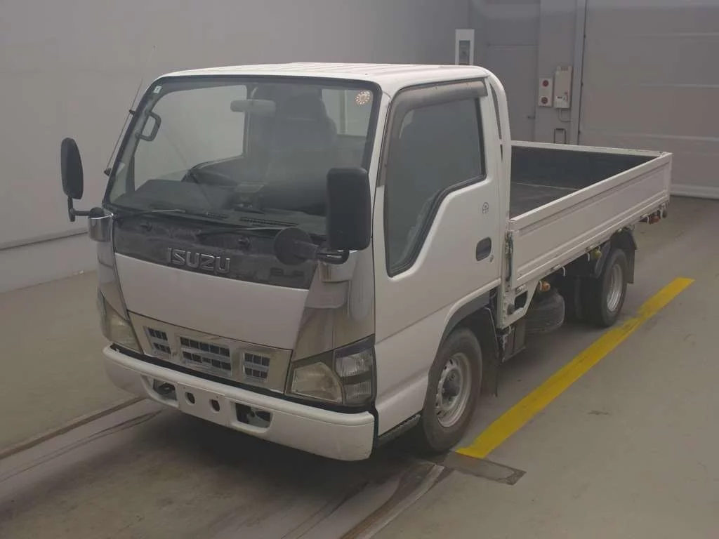 Isuzu Elf  с аукциона в Японии