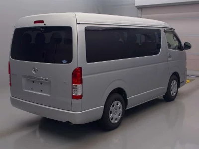 Toyota HIACE WAGON